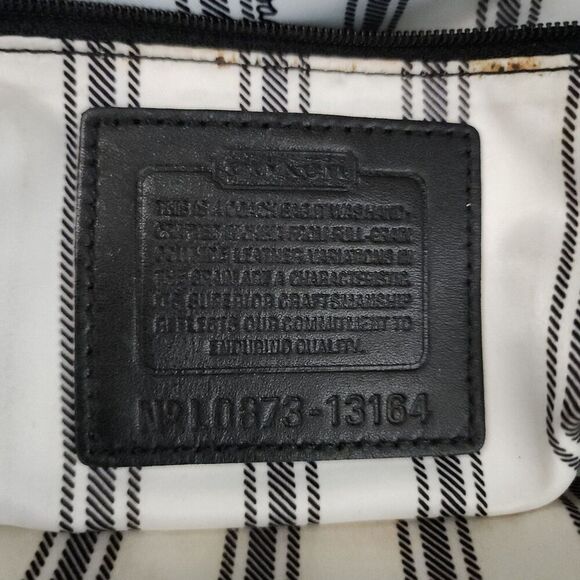 Coach Penelope Black Leather Shoulder Handbag - Picture 6 of 10